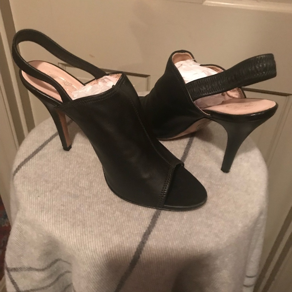 Elie Tahari black soft leather sling back open toe shoes